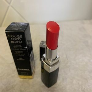 Chanel Rouge Coco Bloom 130 Blossom